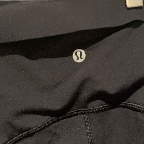062-Lululemon Athletica Black Leggings - Picture 7 of 8
